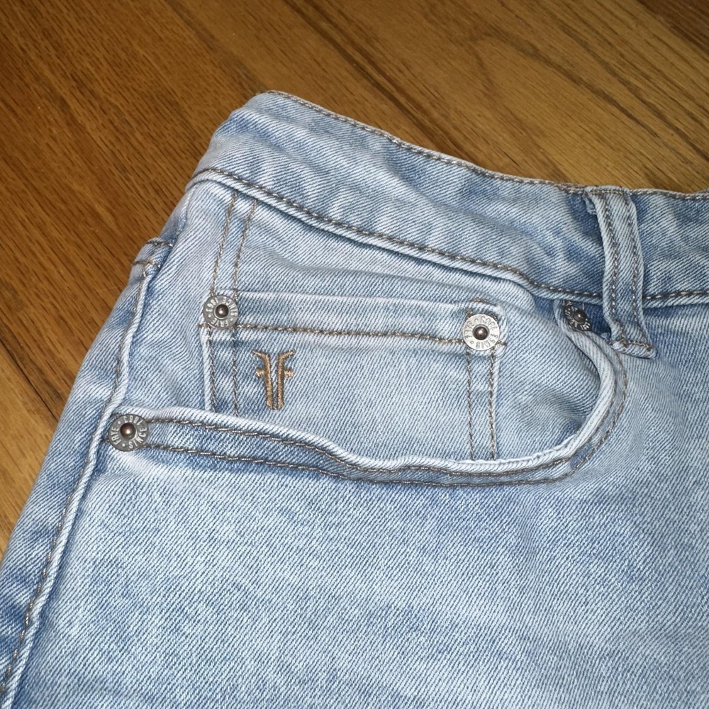 Frye Denim‎ Cut Off Shorts 6/28 Blue Light Wash Stretch High Rise Casual Summer - Picture 5 of 11